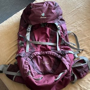 Deuter Act Lite 45+10 SL Hiking Pack